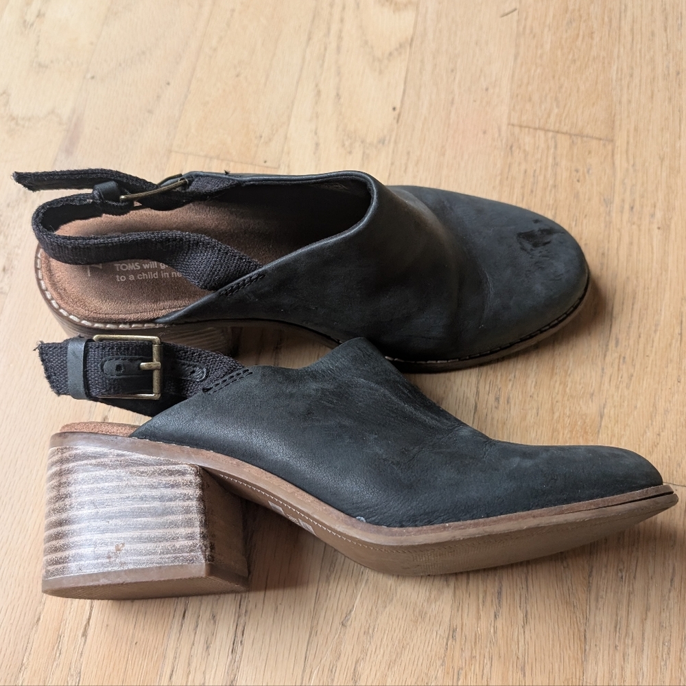 Women Toms Leila Slingback Closed Toes Leather Mule Shoes Sz 7 clogs